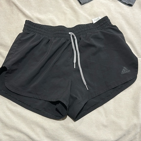 Adidas shorts - Picture 1 of 1